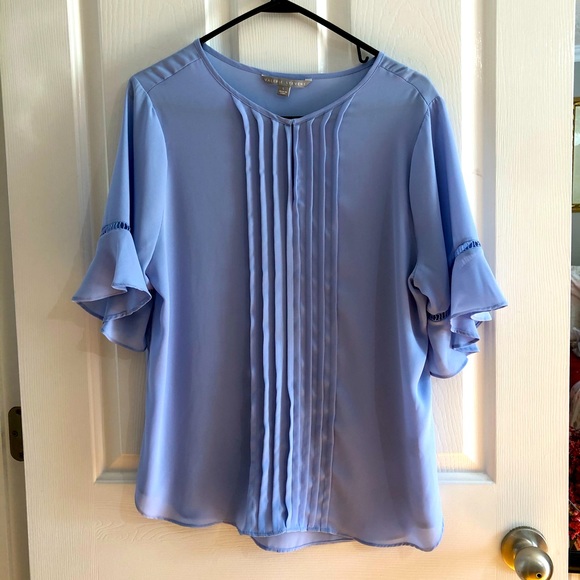 Valerie Stevens Tops - EUC women’s blouse top Valerie Stevens large